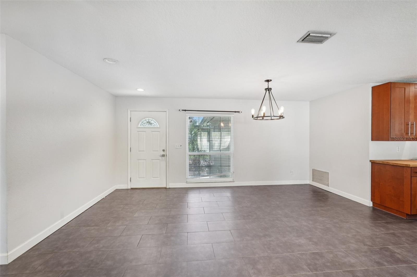 LAKE ORIENTA HILLS UNIT 1 - Residential