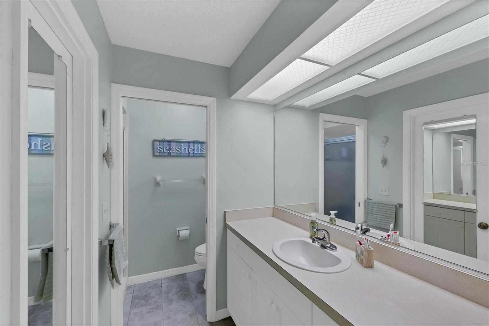 VIVIENDA AT BRADENTON II - Residential