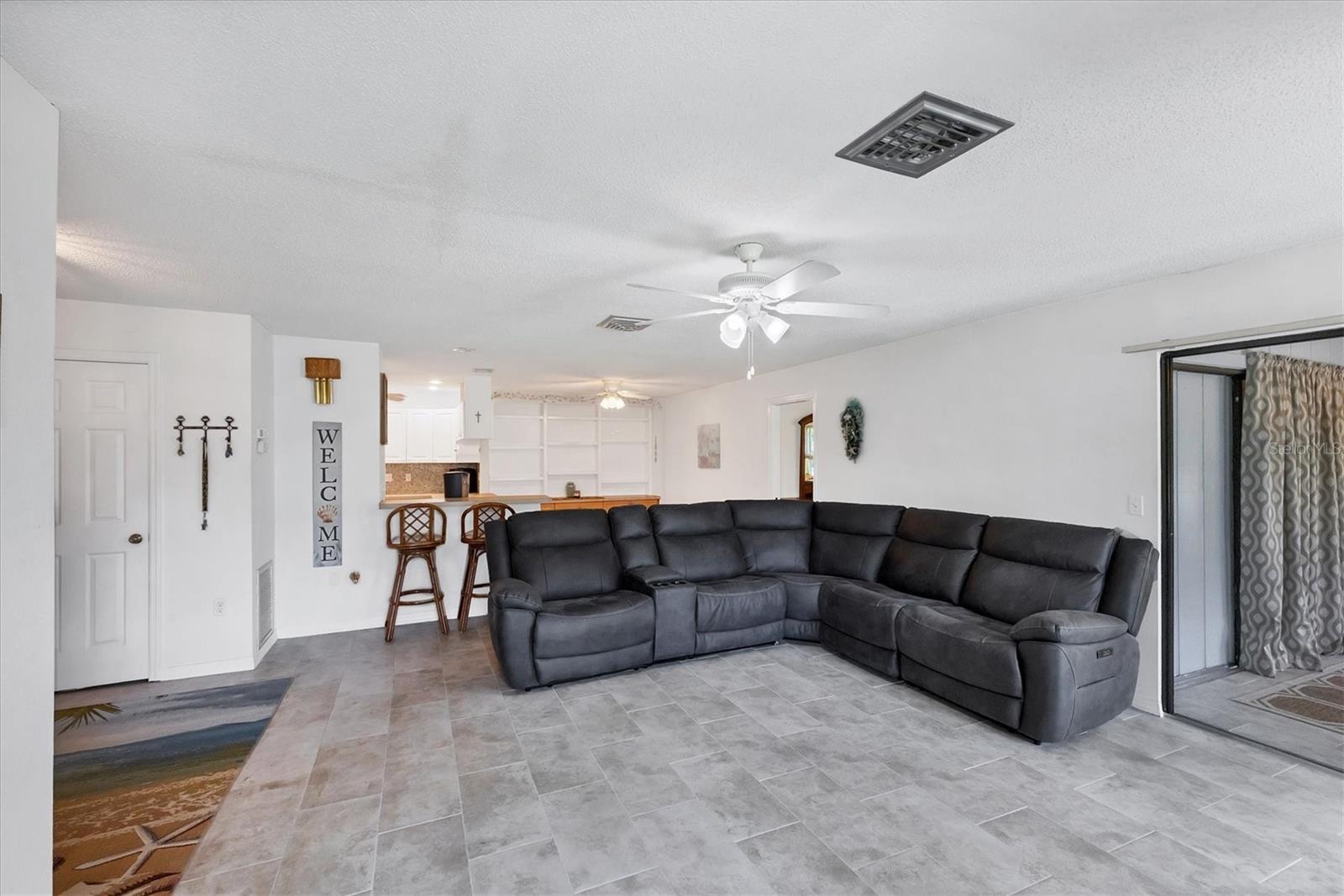 VIVIENDA AT BRADENTON II - Residential