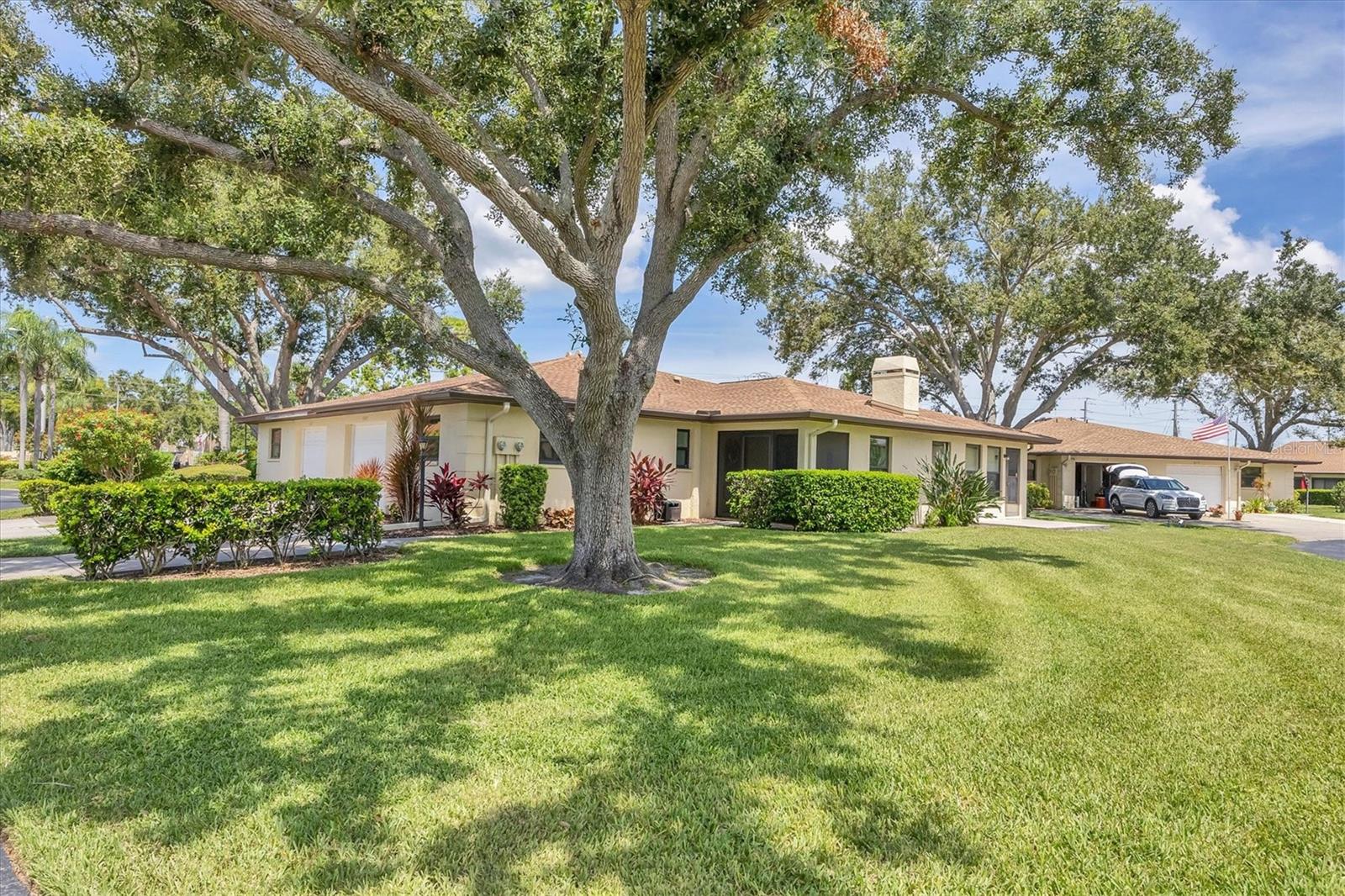 VIVIENDA AT BRADENTON II - Residential