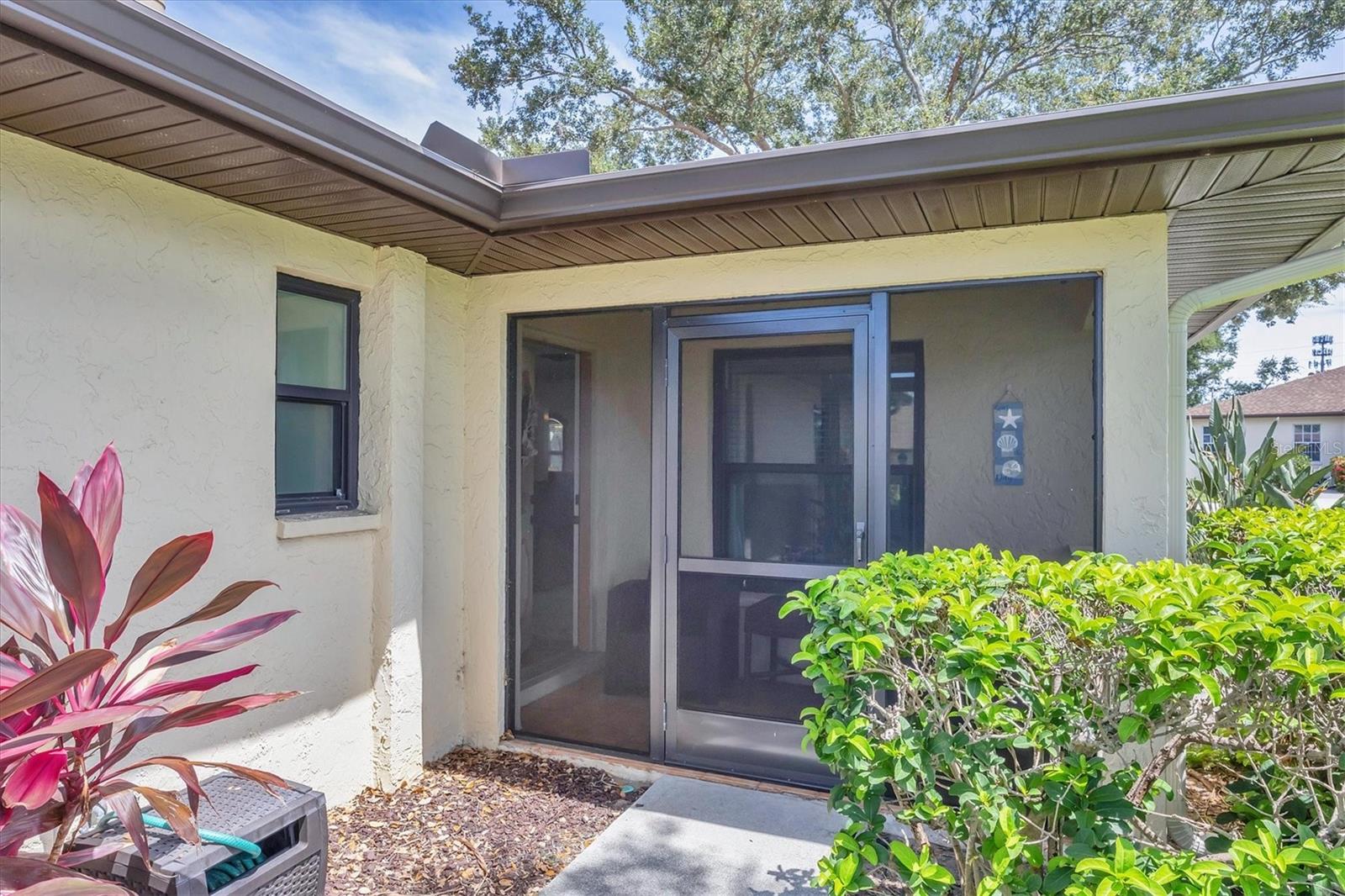 VIVIENDA AT BRADENTON II - Residential