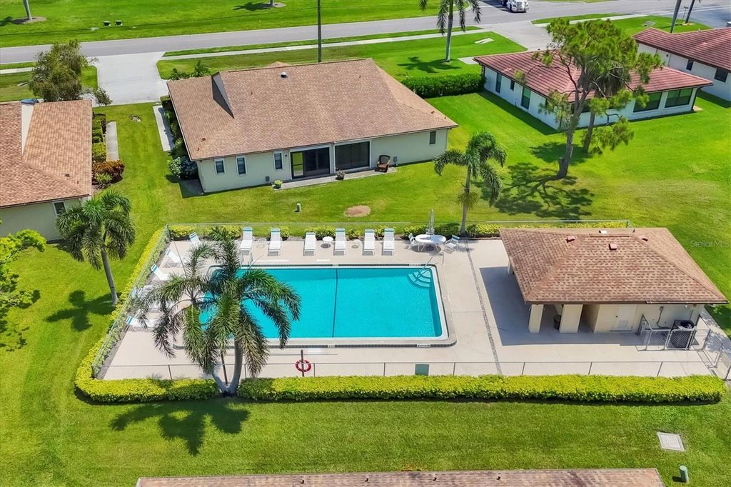 Photo of 3305 Vivienda Boulevard, Bradenton, FL 34207 (MLS # D6142819)