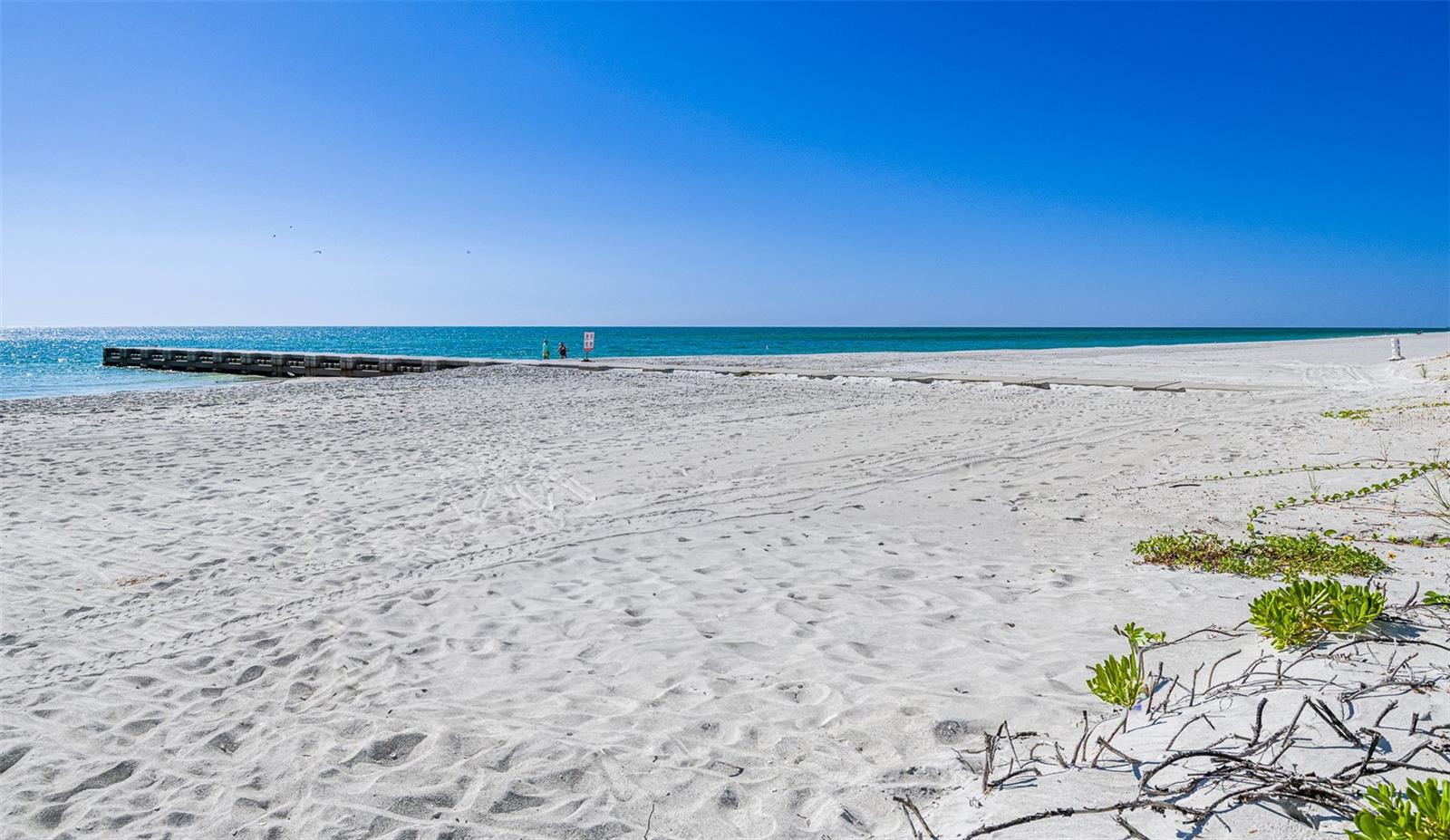 ISLANDER CLUB OF LONGBOAT - Residential