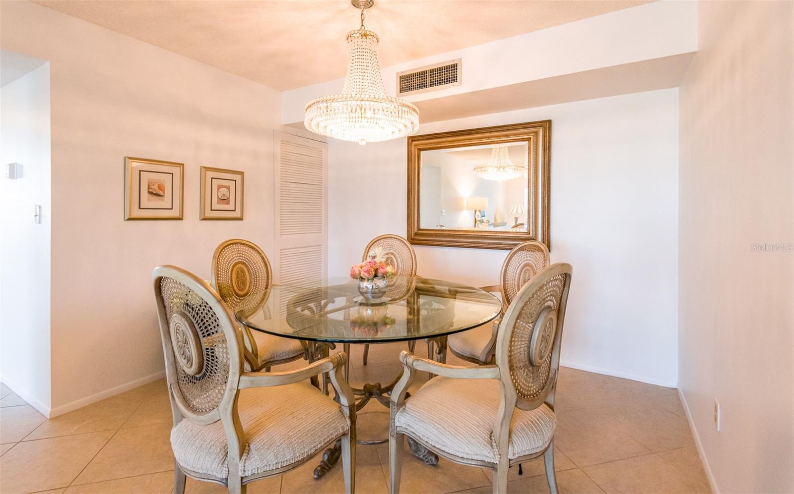 ISLANDER CLUB OF LONGBOAT - Residential