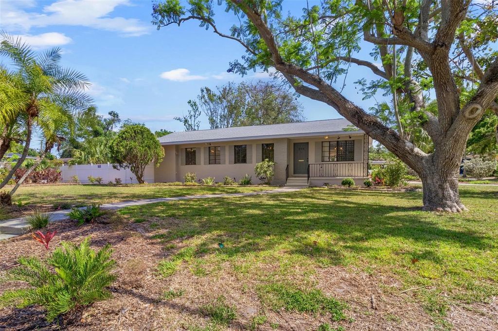 Photo of 300 22nd Avenue S, St Petersburg, FL 33705 (MLS # TB8377531)