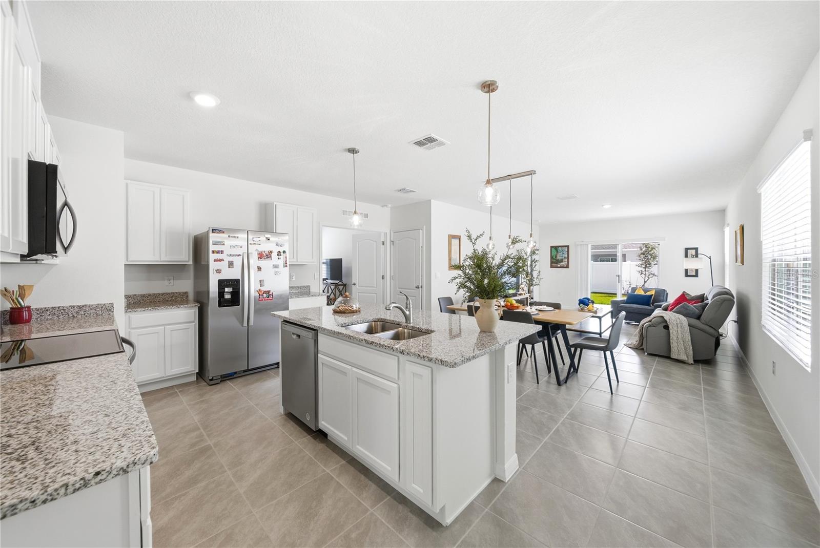 7104 CATTLE EGRET DRIVE