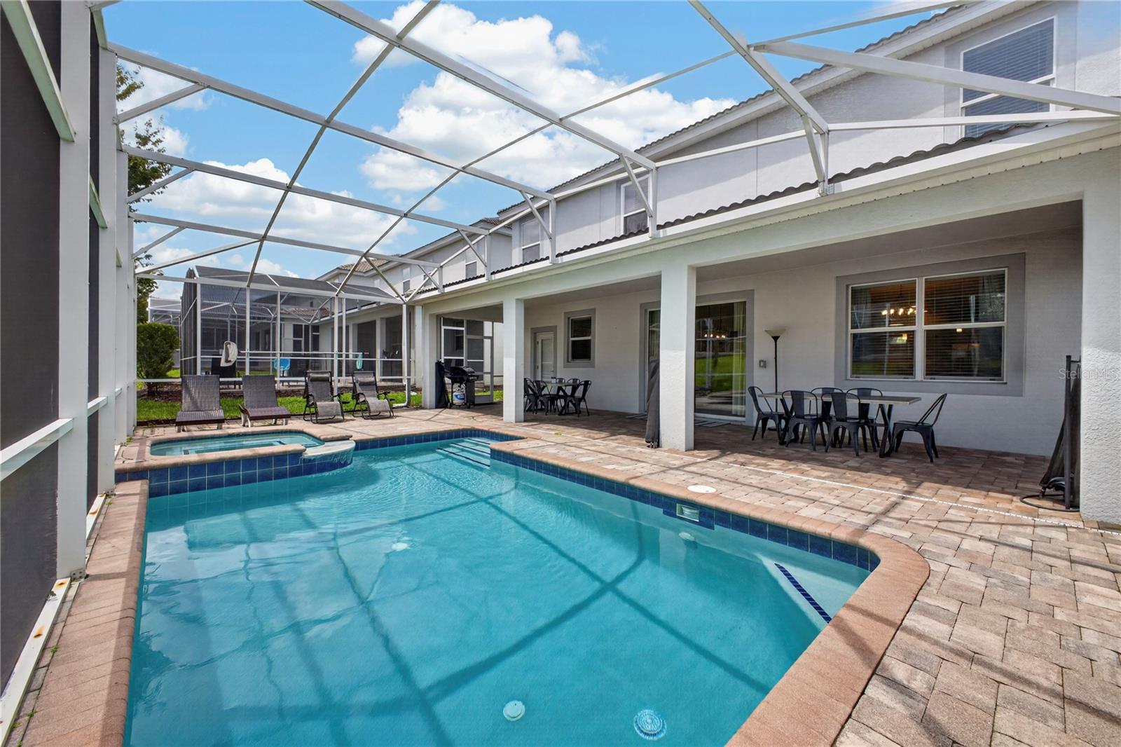 9016 STINGER DRIVE