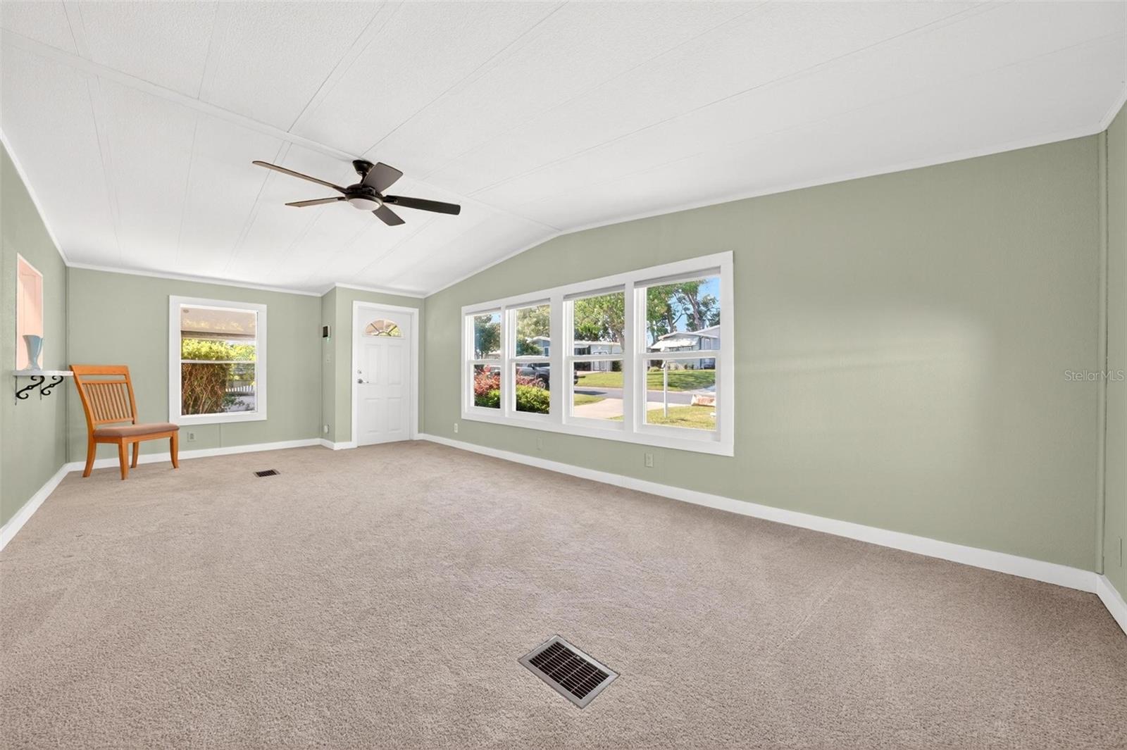 LADY LAKE ORANGE BLOSSOM GARDENS UNIT 06 - Residential