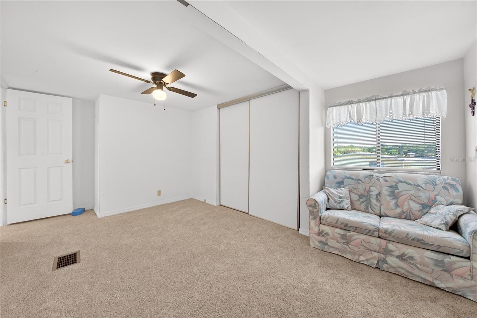 LADY LAKE ORANGE BLOSSOM GARDENS UNIT 06 - Residential