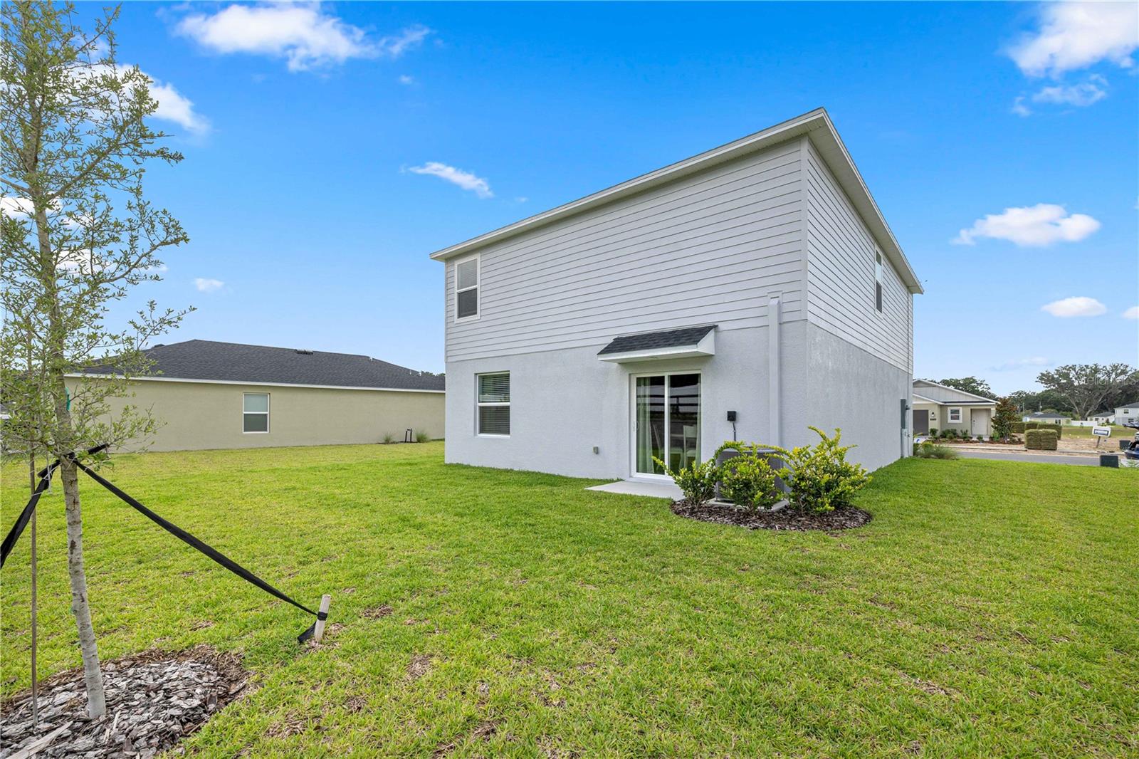 3216 NE 38TH STREET