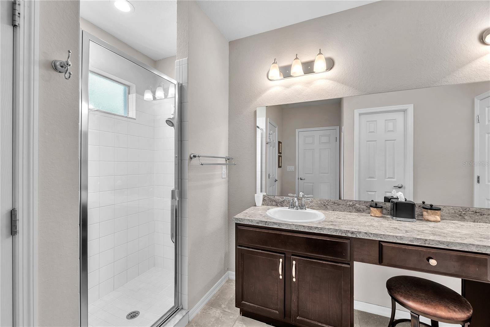 AMBER GLEN - Residential