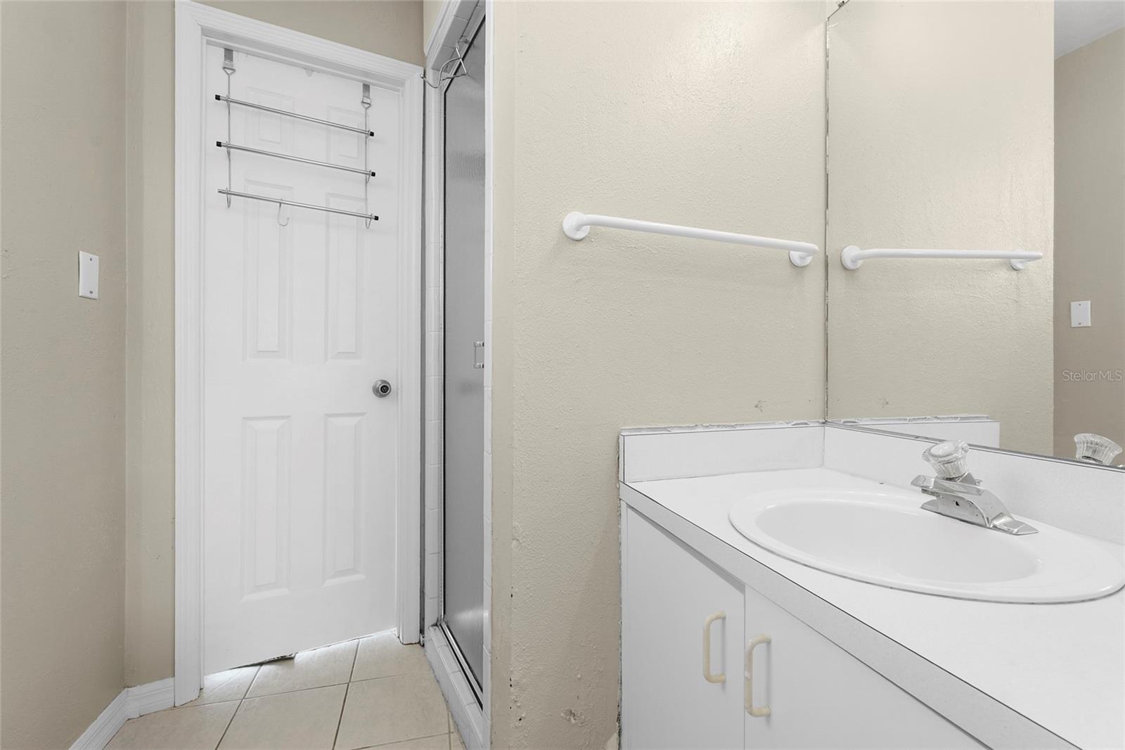 PINECRAFT - Residential