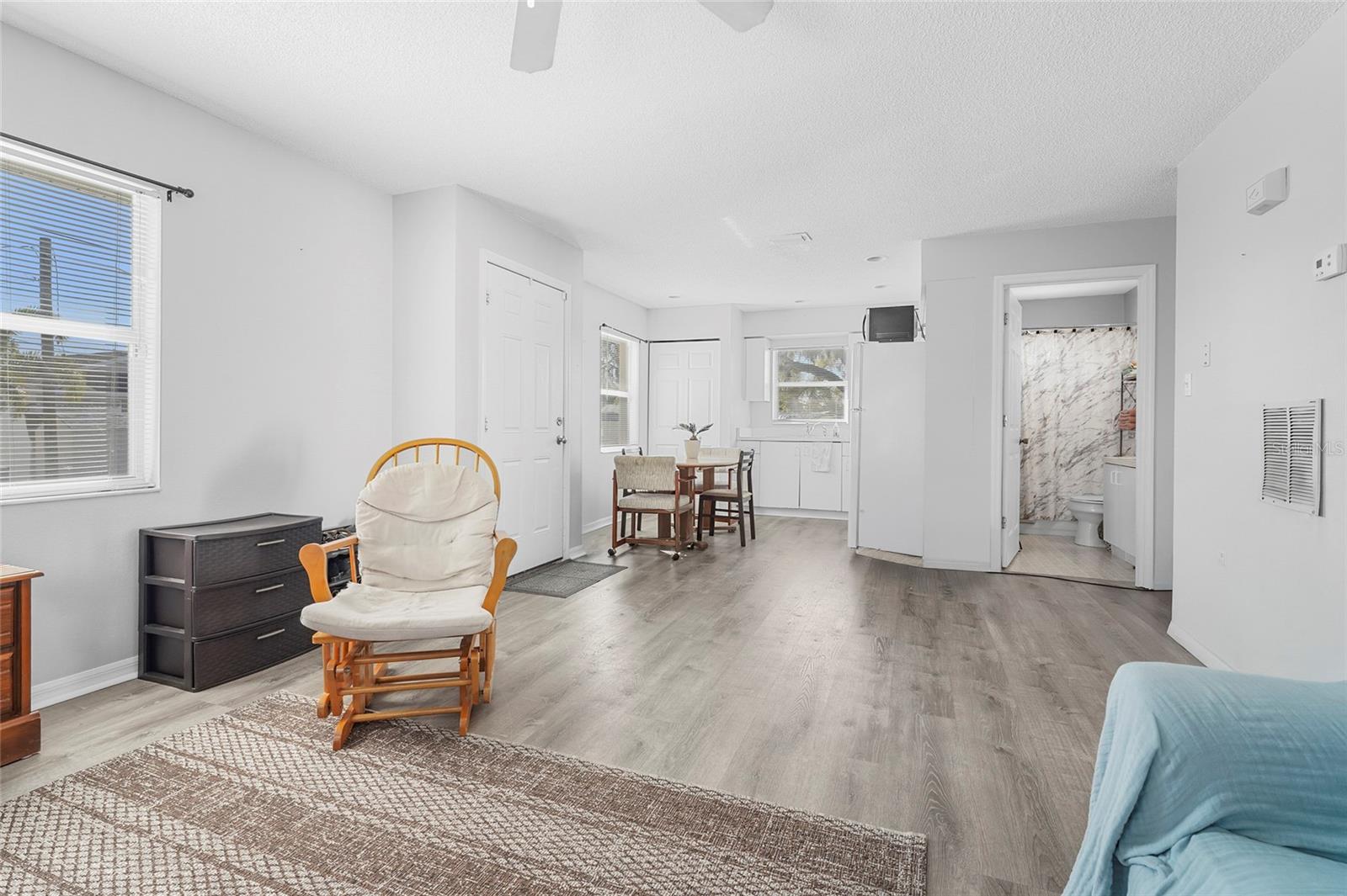 PINECRAFT - Residential