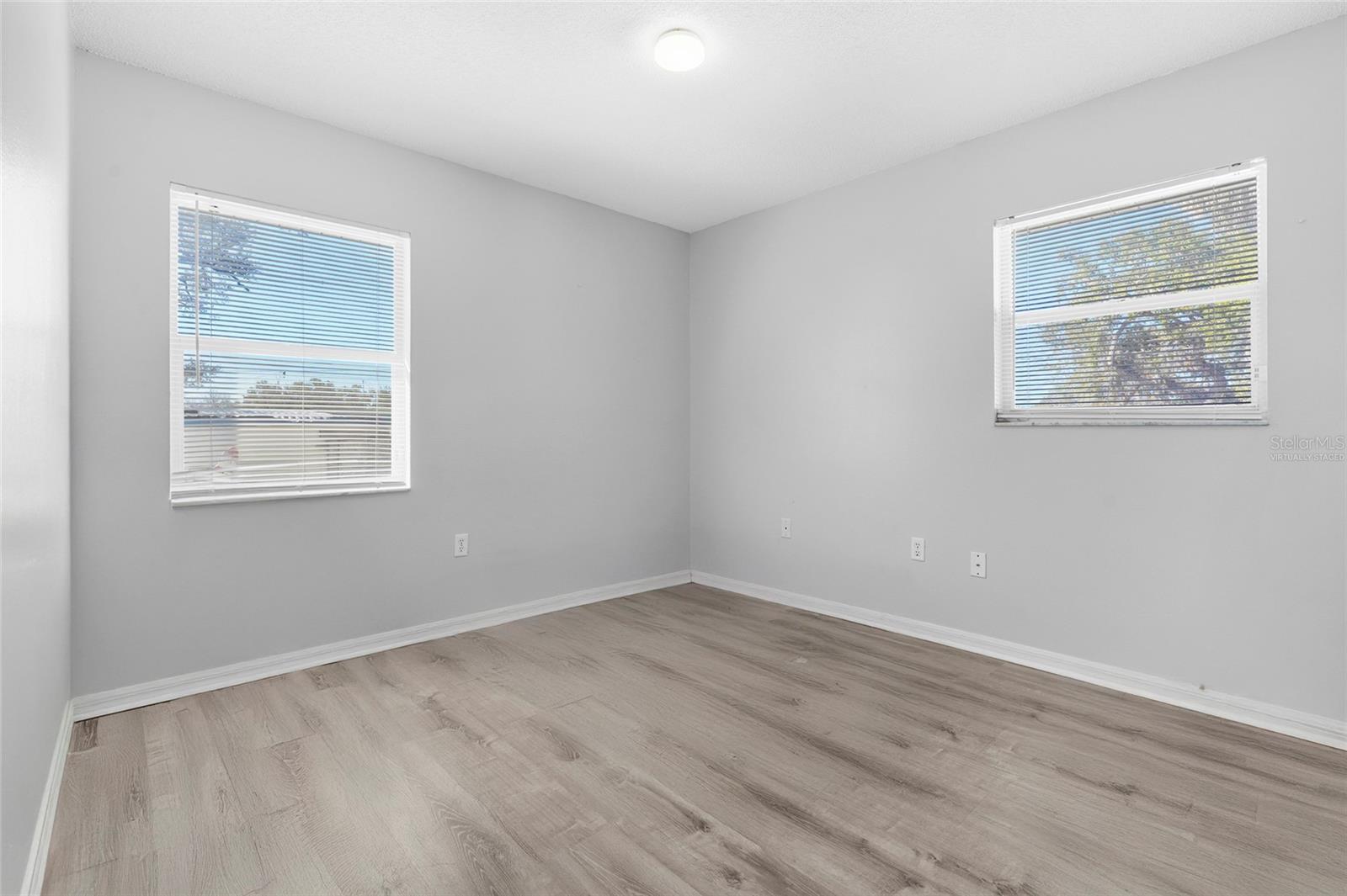 PINECRAFT - Residential