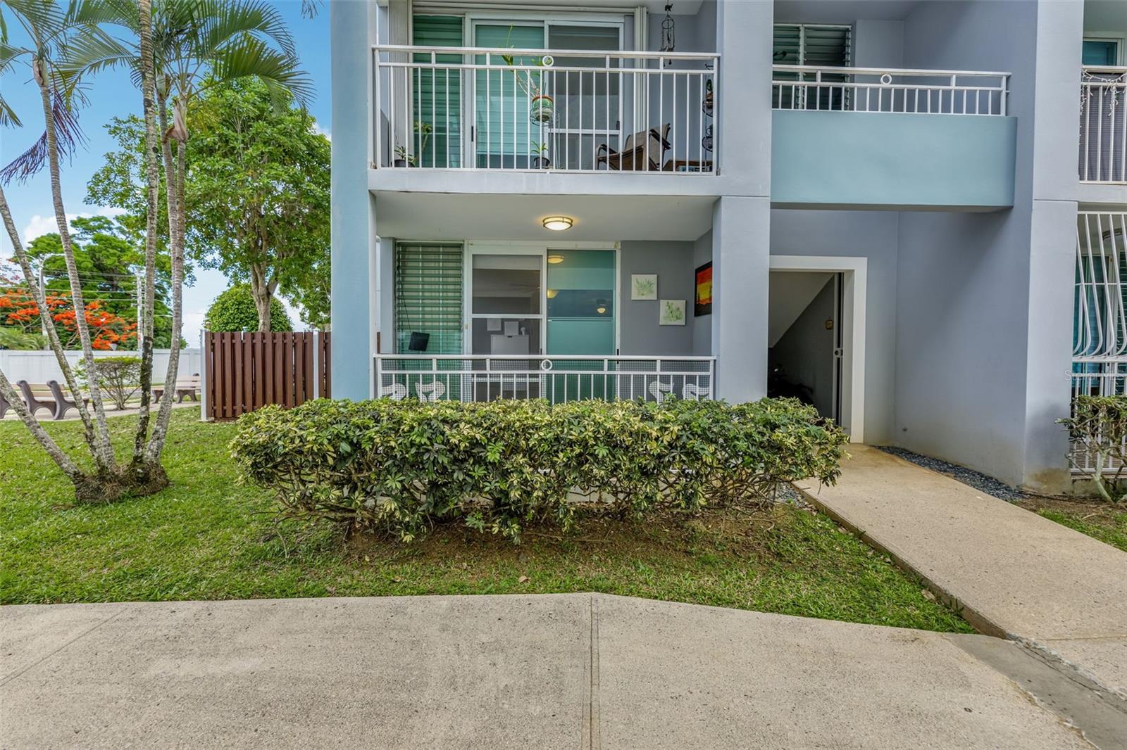 . CONDOMINIO VISTA REAL 1 A-107
