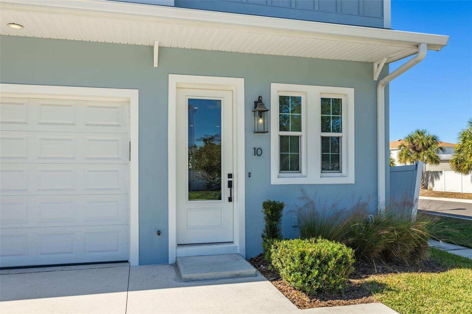 3722 W MANGO AVENUE 10