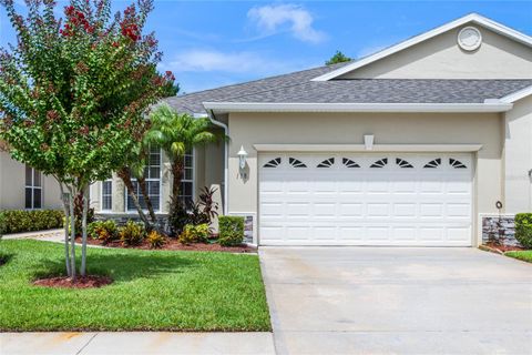 A home in DEBARY