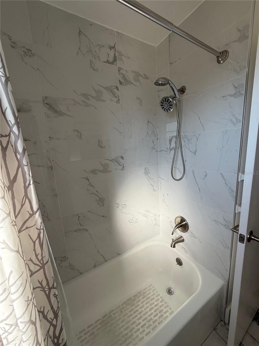 ROTONDA WEST OAKLAND HILLS - Residential Income