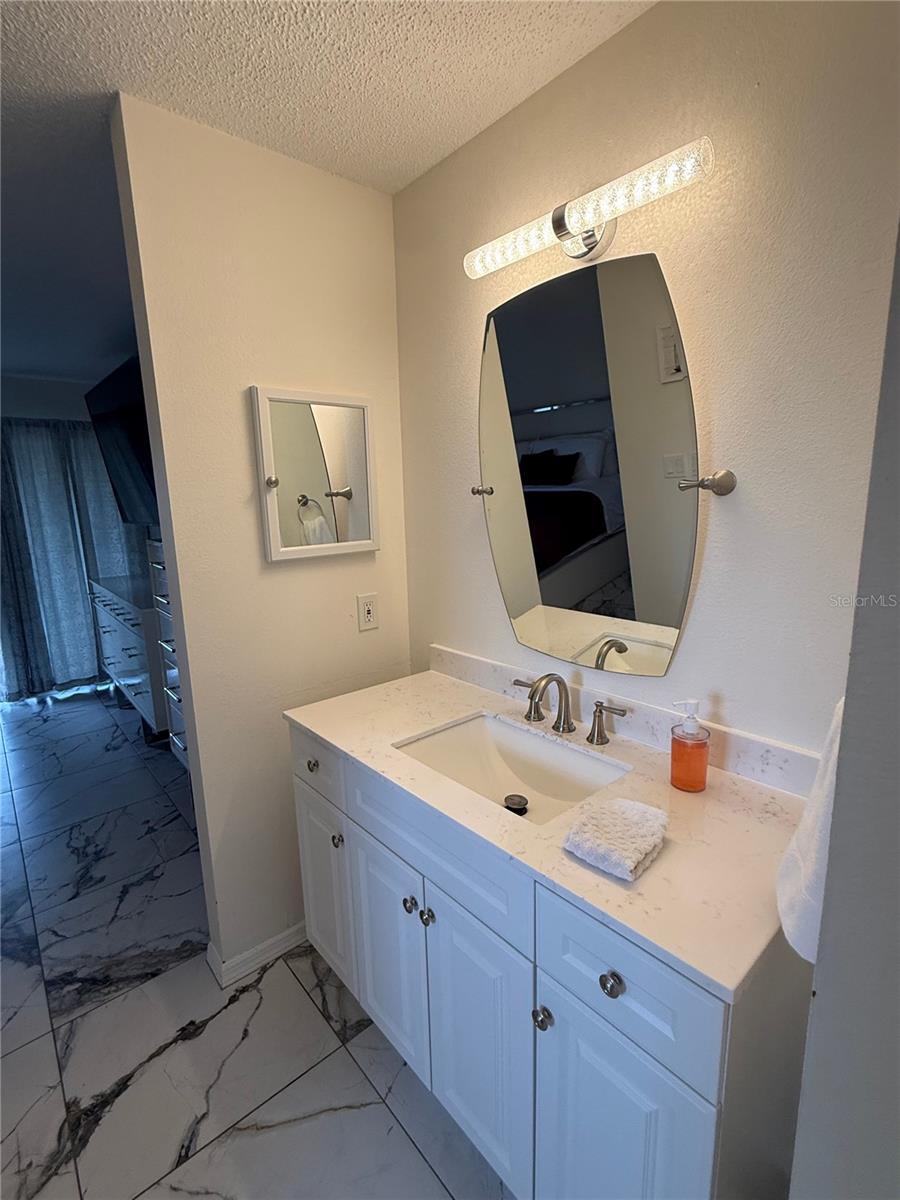 ROTONDA WEST OAKLAND HILLS - Residential Income