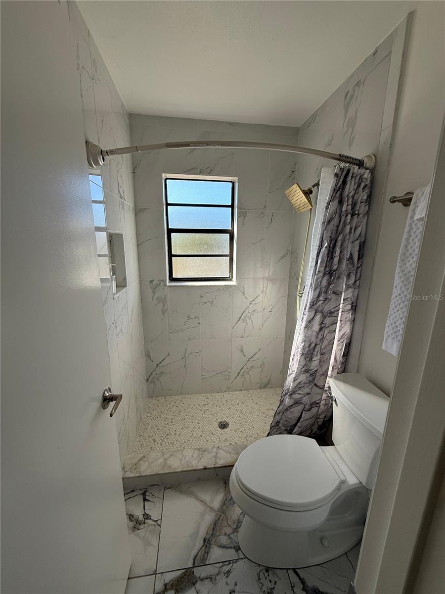 ROTONDA WEST OAKLAND HILLS - Residential Income