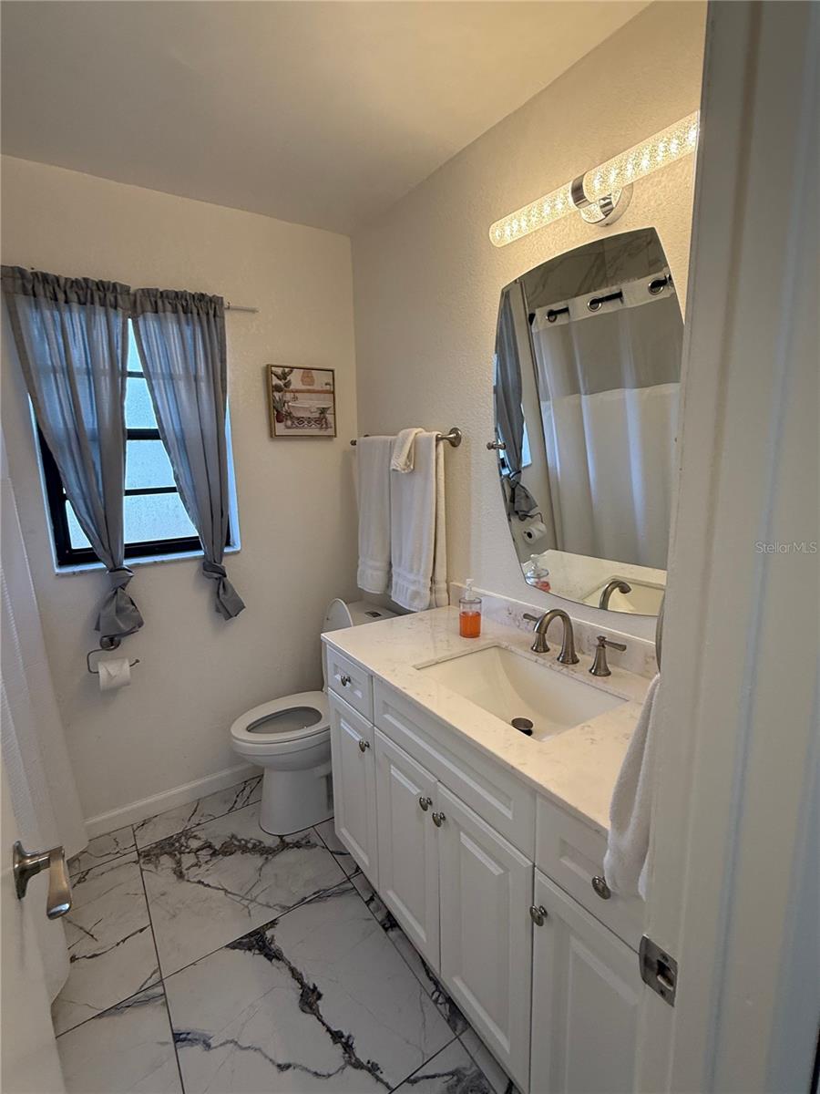 ROTONDA WEST OAKLAND HILLS - Residential Income