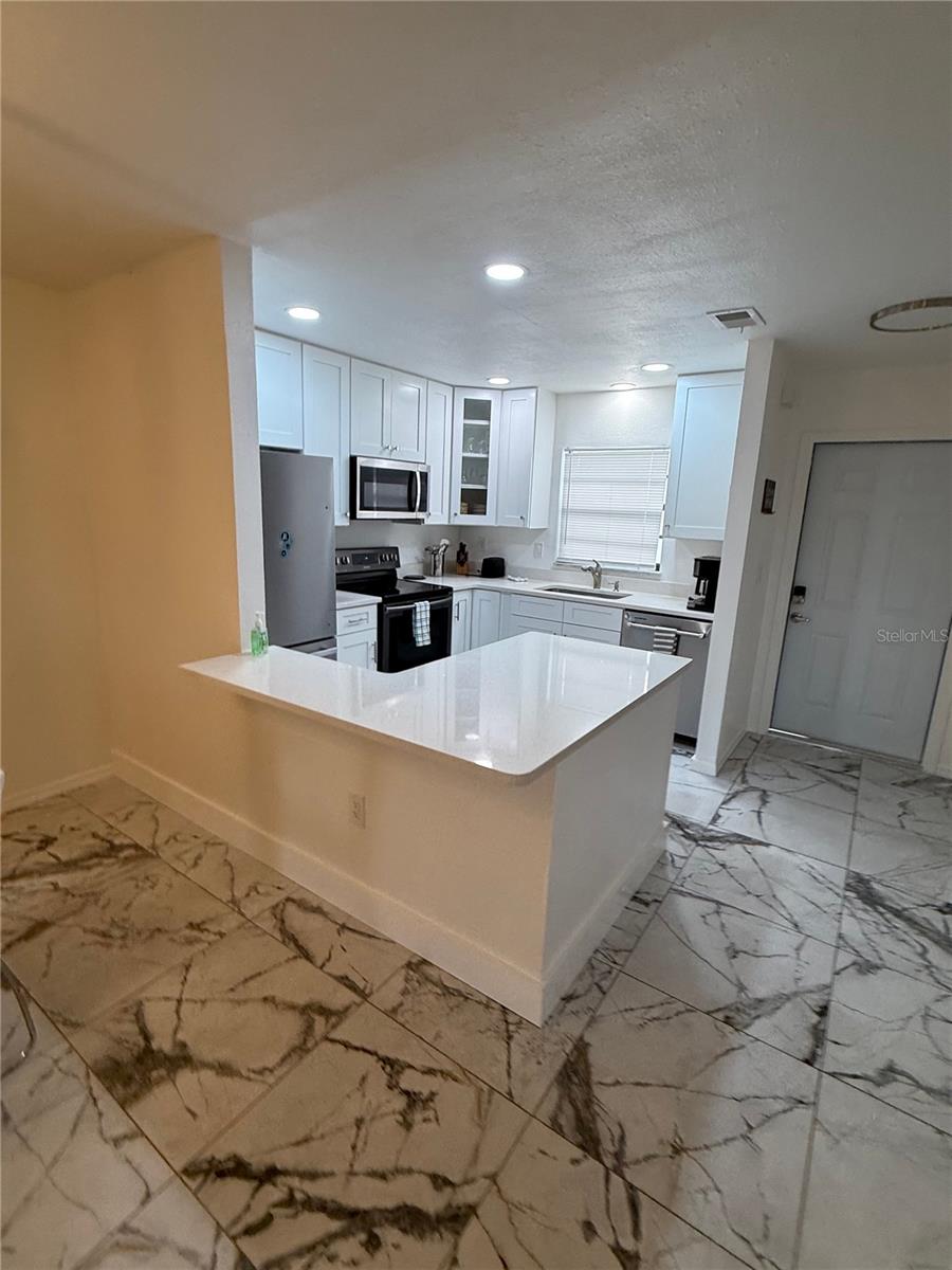 ROTONDA WEST OAKLAND HILLS - Residential Income