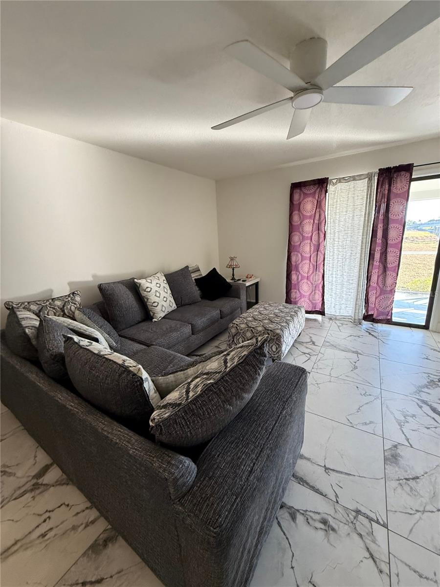 ROTONDA WEST OAKLAND HILLS - Residential Income