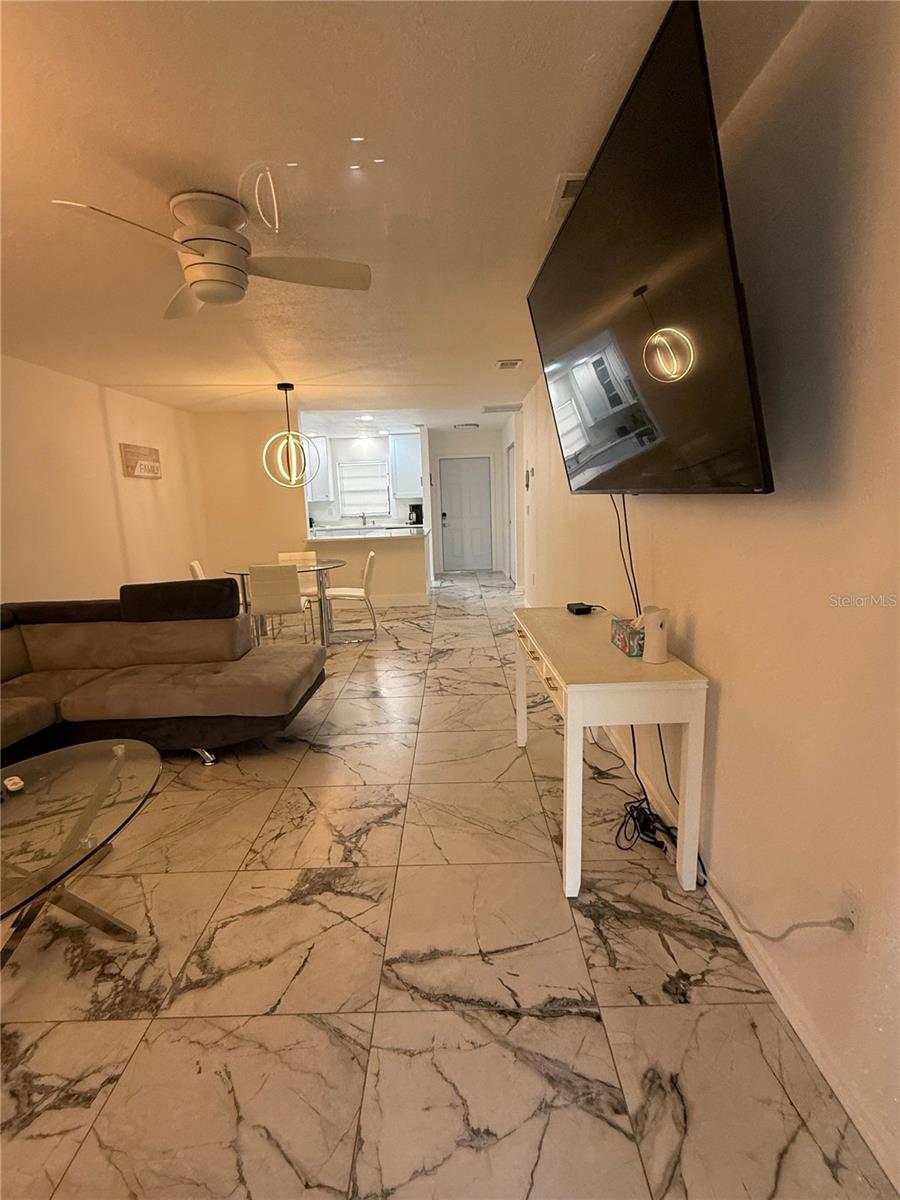 ROTONDA WEST OAKLAND HILLS - Residential Income