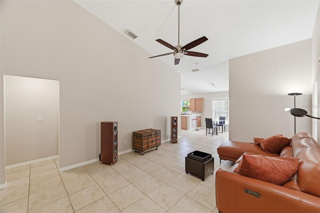 Photo of 8618 Villa Largo Drive, Tampa, FL 33614 (MLS # TB8473269)