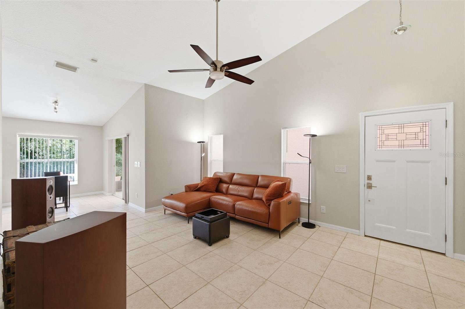 8618 VILLA LARGO DRIVE