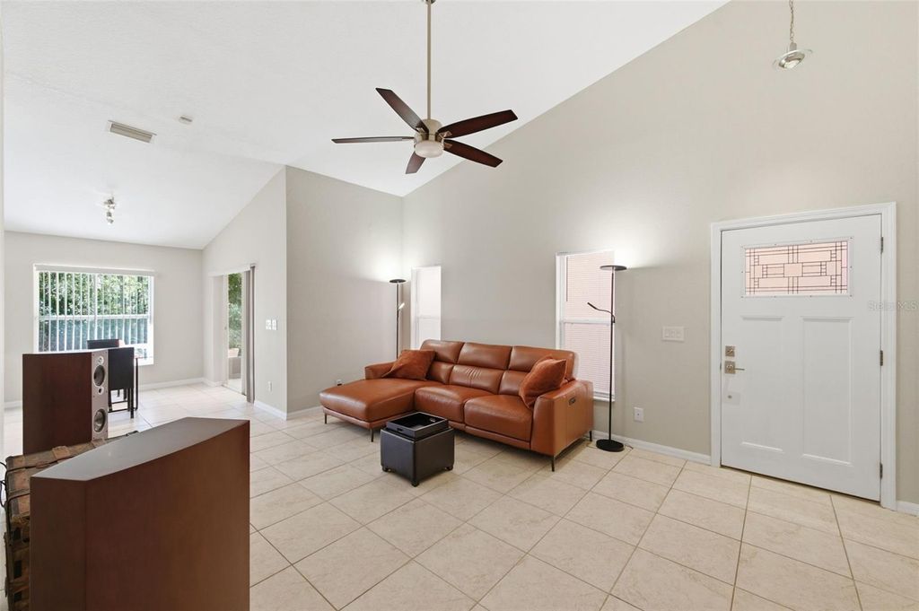 Photo of 8618 Villa Largo Drive, Tampa, FL 33614 (MLS # TB8473269)