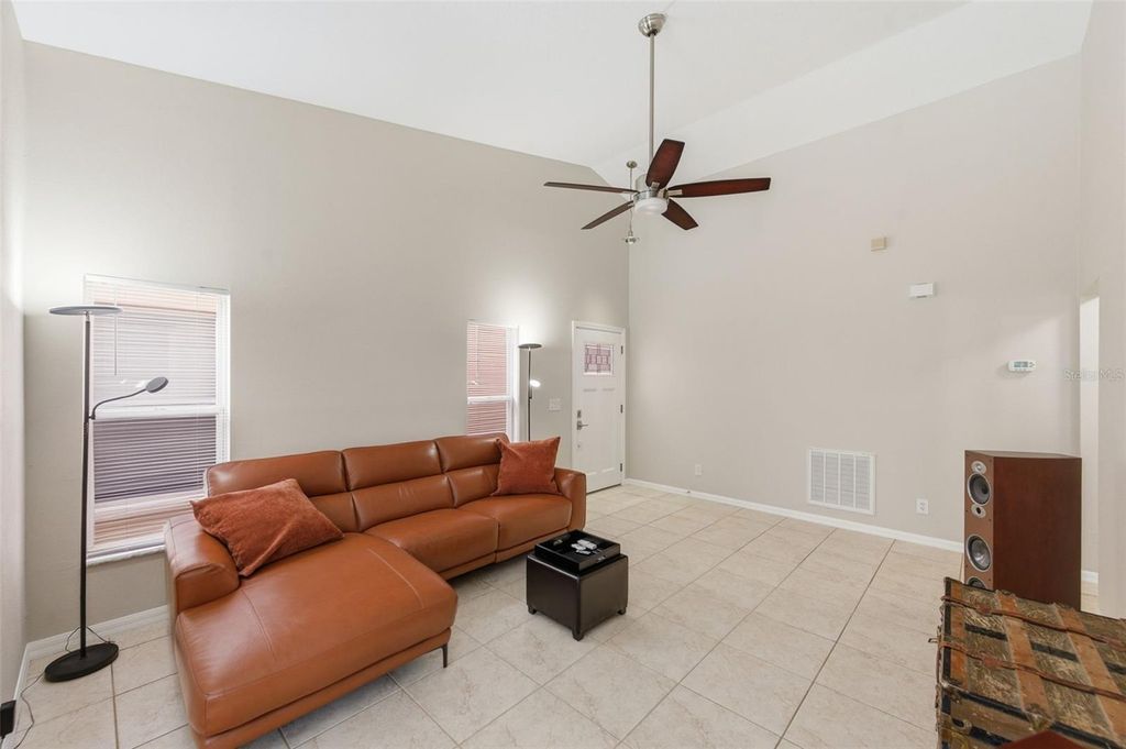 Photo of 8618 Villa Largo Drive, Tampa, FL 33614 (MLS # TB8473269)