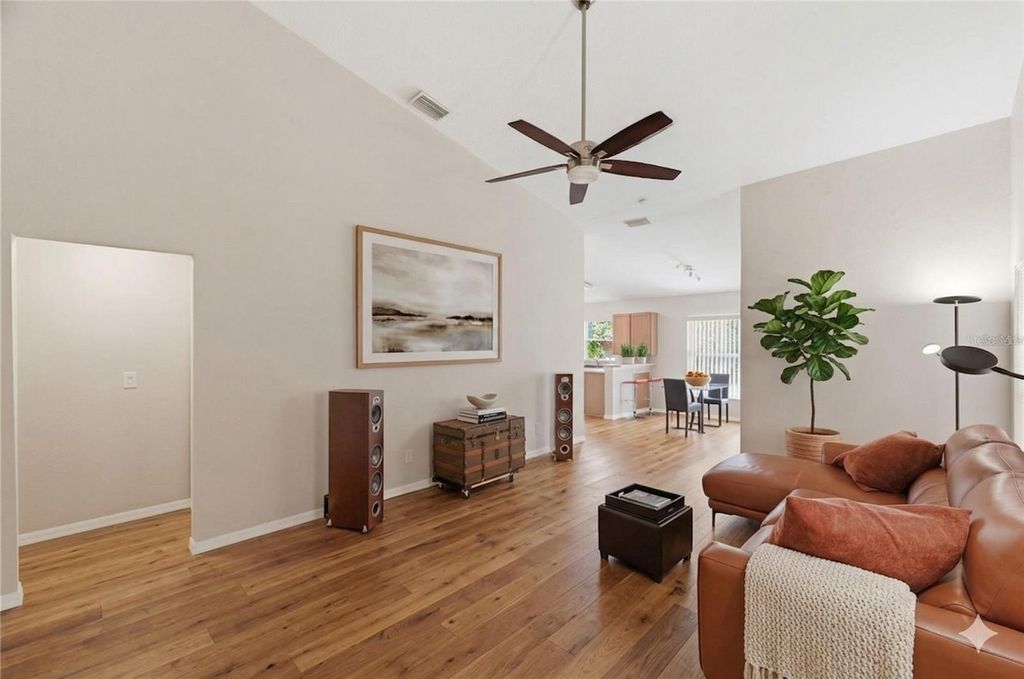 Photo of 8618 Villa Largo Drive, Tampa, FL 33614 (MLS # TB8473269)