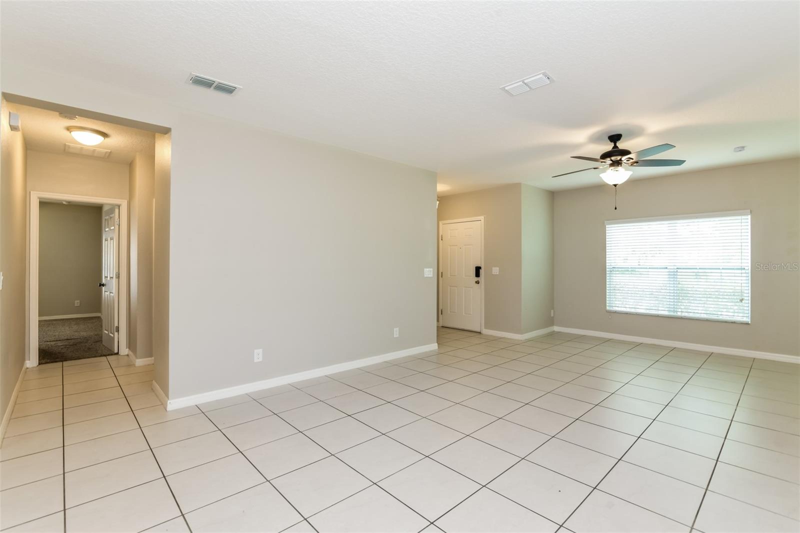 216 WHISPERING PINES WAY