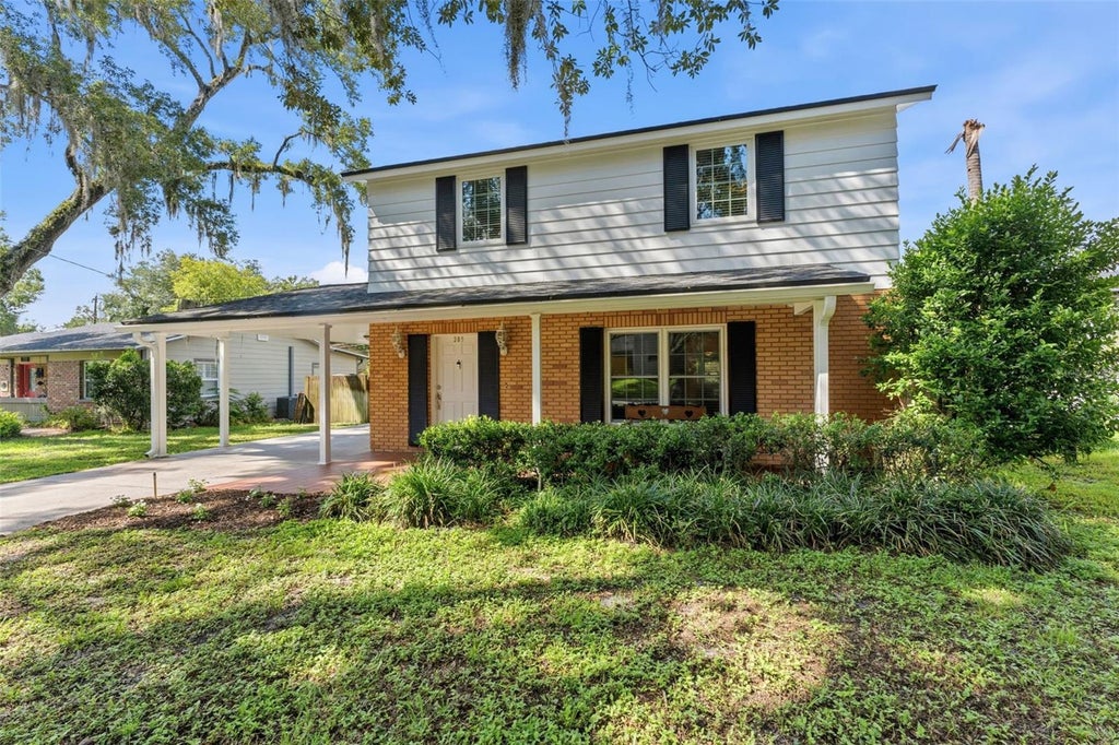Photo of 309 Belle View Avenue, Temple Terrace, FL 33617 (MLS # TB8527447)