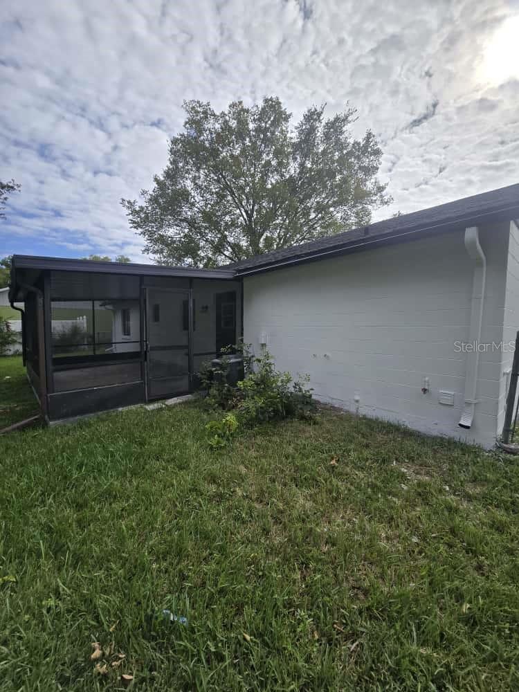 HOME ACRES UNIT 01 - Residential Lease