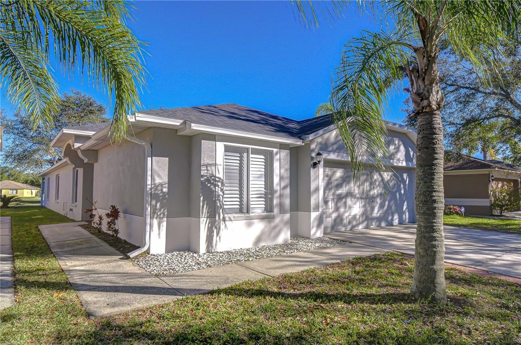 Photo of 18109 Canal Pointe Street, Tampa, FL 33647 (MLS # TB8471104)