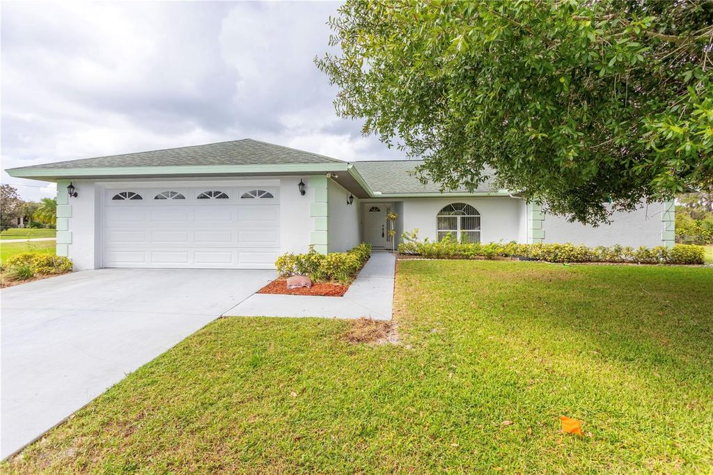 Photo of 306 W Waterway Avenue NW, Lake Placid, FL 33852 (MLS # O6355462)