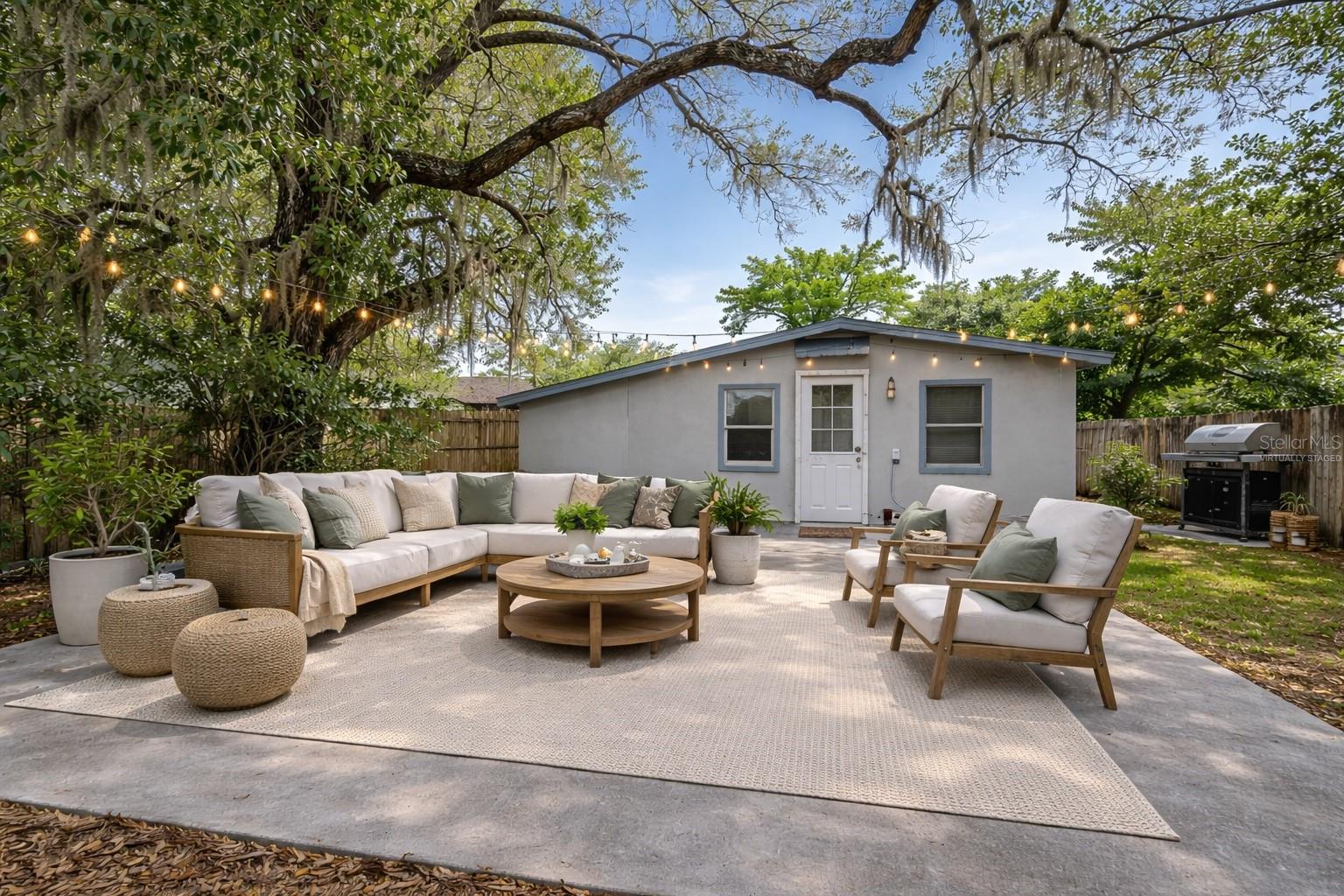 TAMPA OVERLOOK - Residential