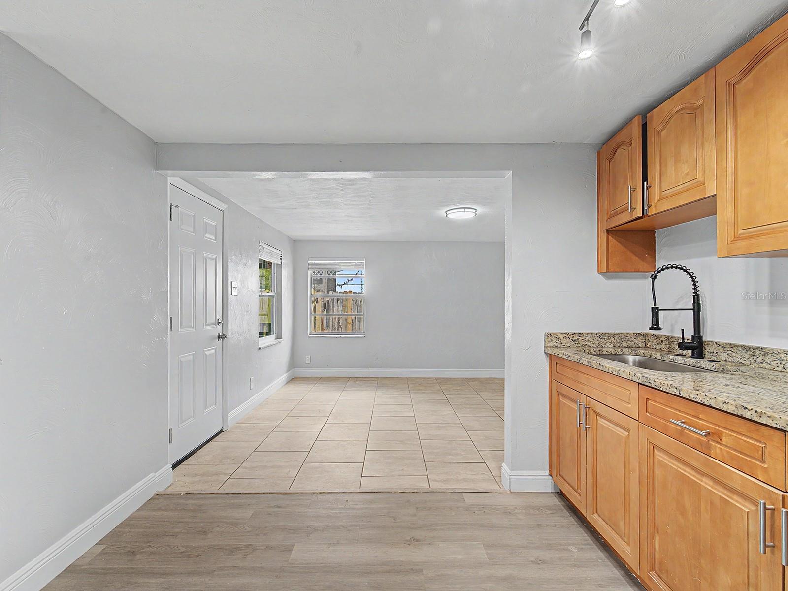 TAMPA OVERLOOK - Residential