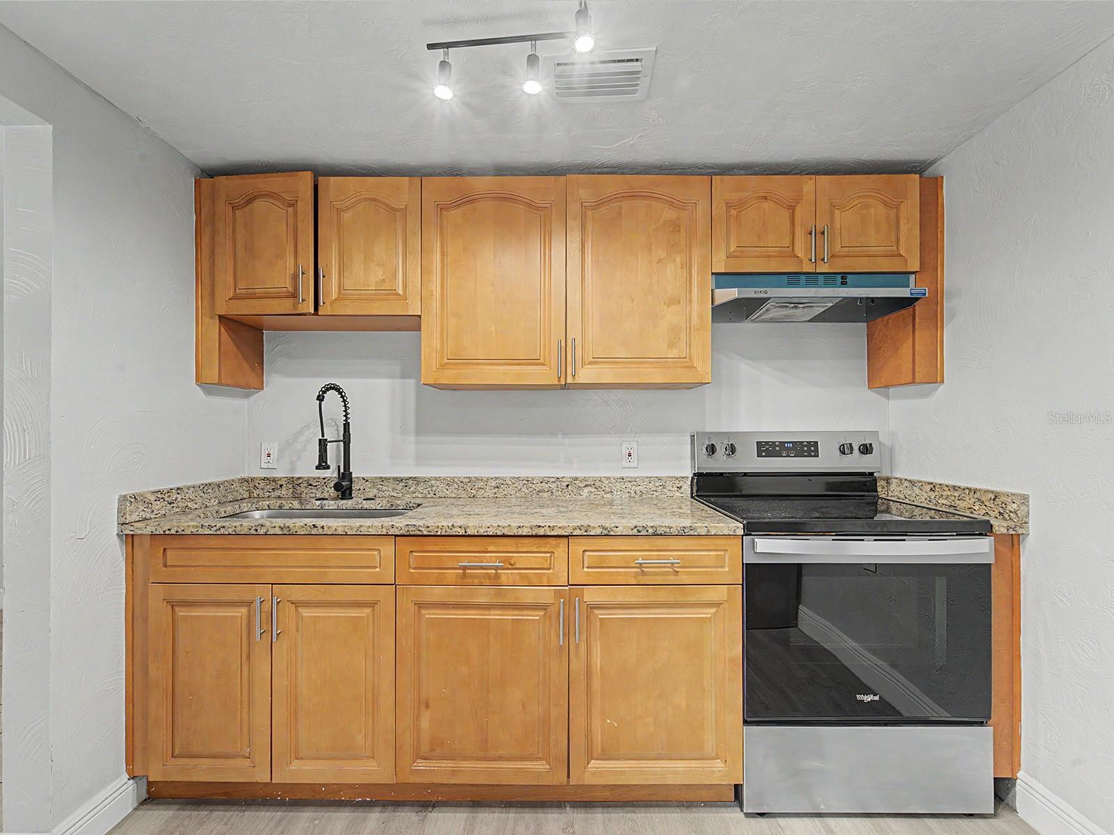 TAMPA OVERLOOK - Residential