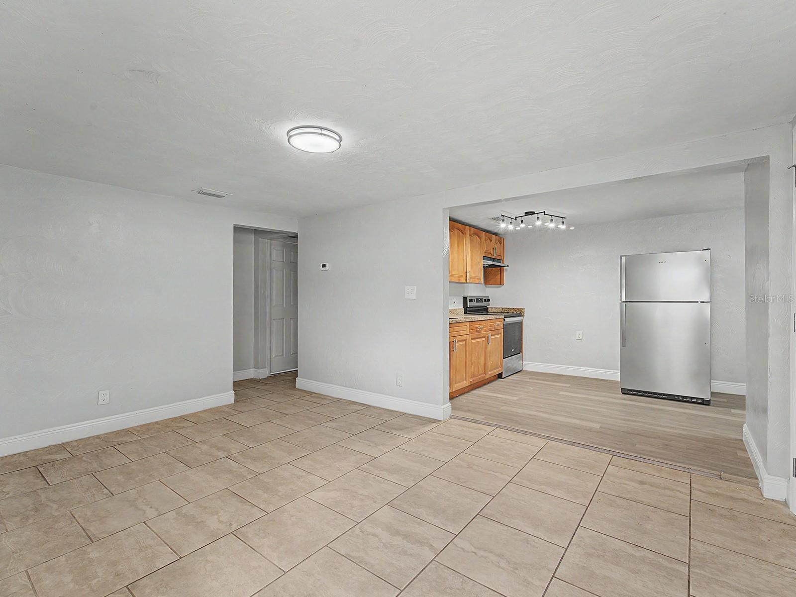 TAMPA OVERLOOK - Residential