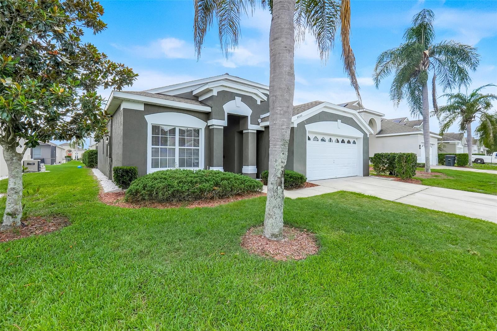 8055 KING PALM CIRCLE