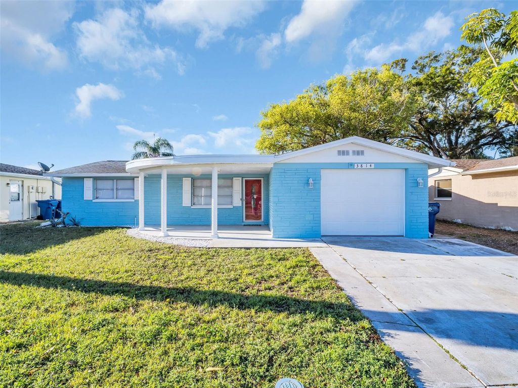 Photo of 3814 Sunray Drive, Holiday, FL 34691 (MLS # TB8447350)