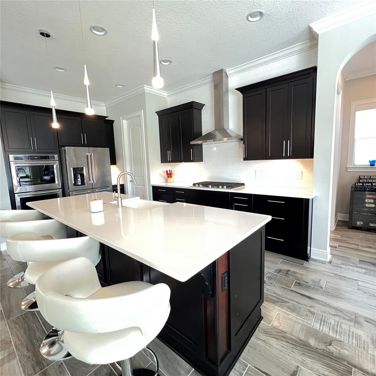 WATERSIDE/JOHNS LK-PH 1 - Residential