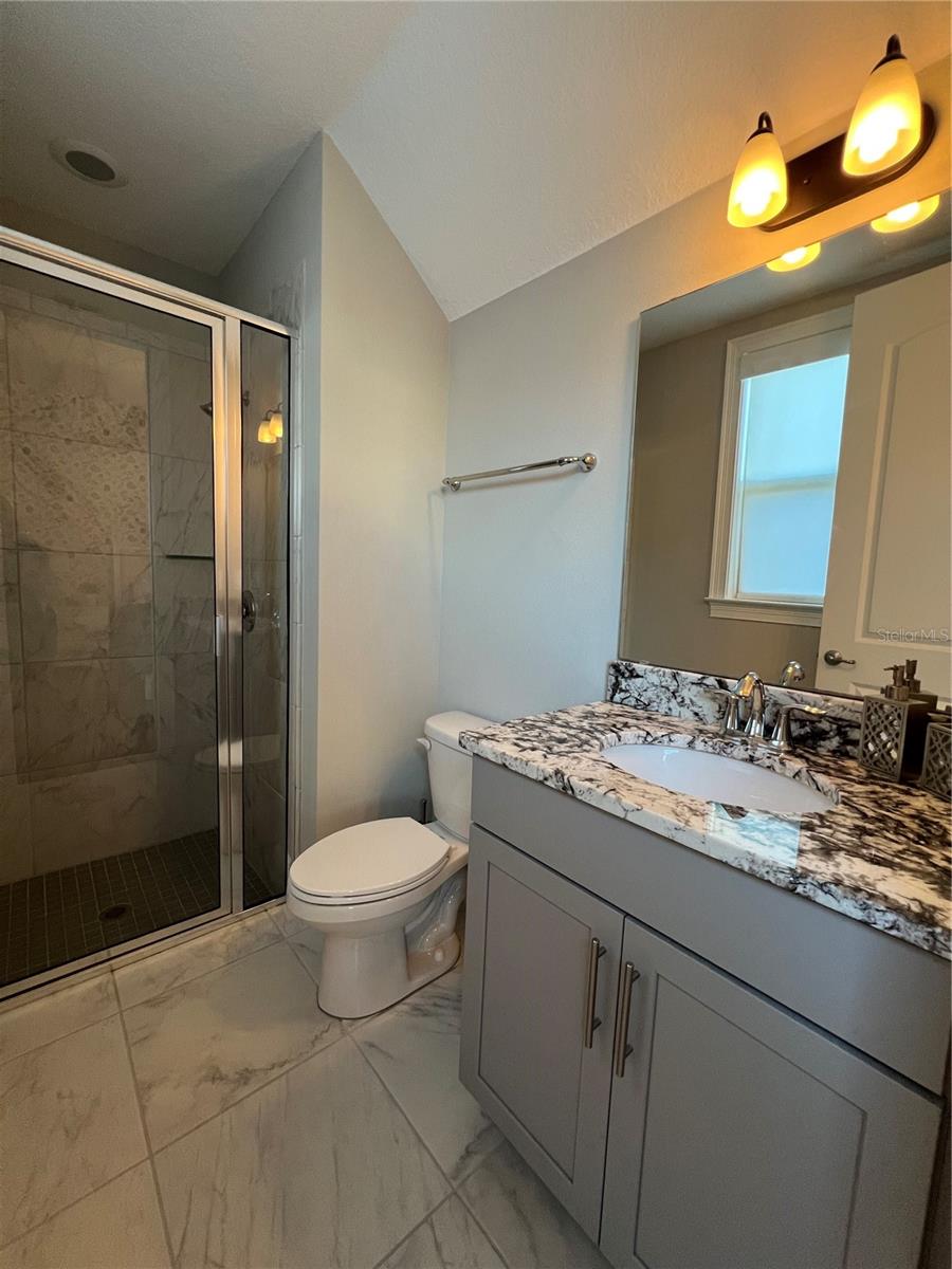 WATERSIDE/JOHNS LK-PH 1 - Residential