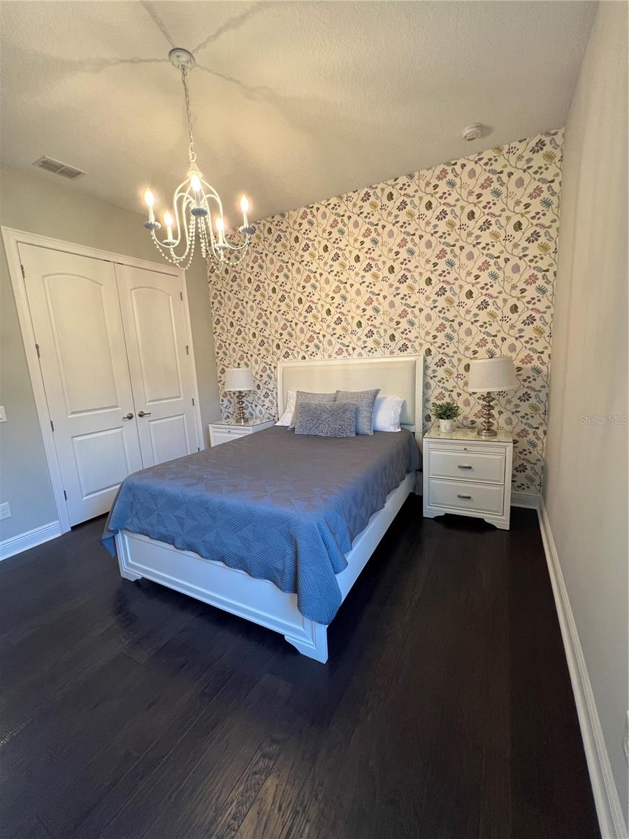 WATERSIDE/JOHNS LK-PH 1 - Residential