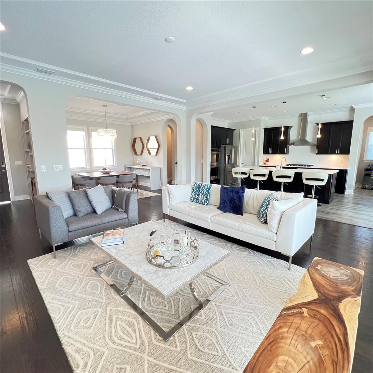 WATERSIDE/JOHNS LK-PH 1 - Residential