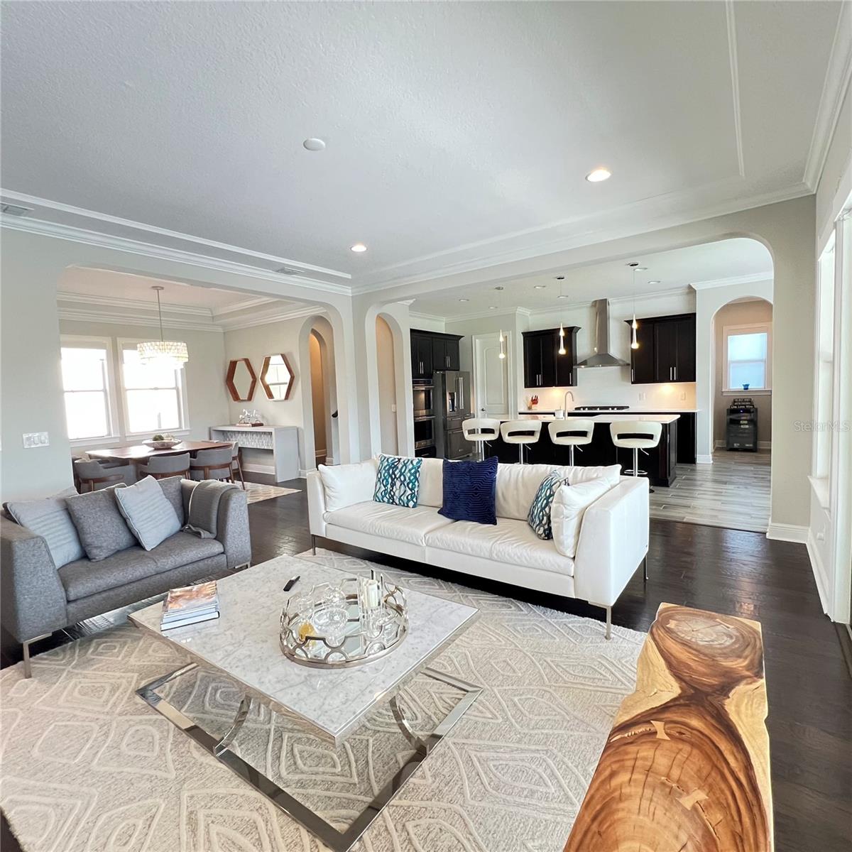 WATERSIDE/JOHNS LK-PH 1 - Residential