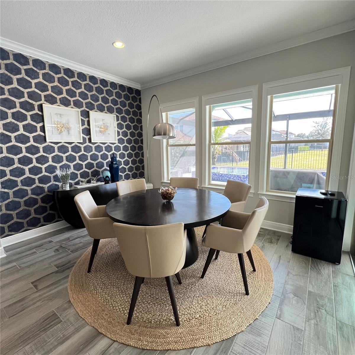 WATERSIDE/JOHNS LK-PH 1 - Residential